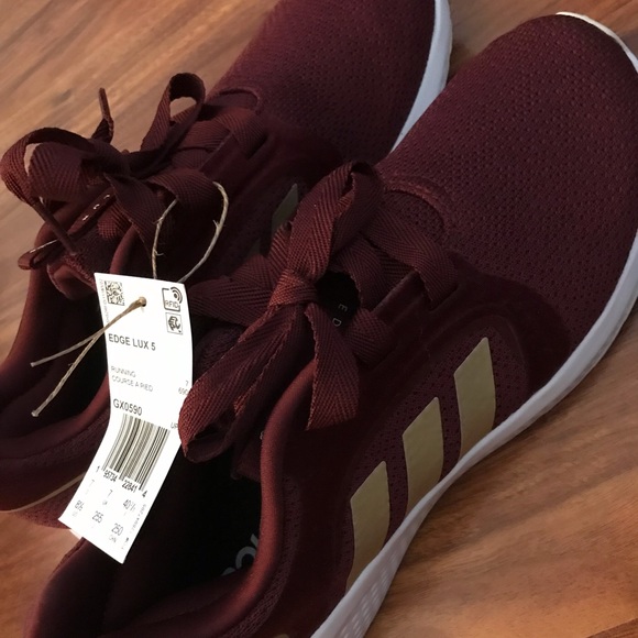 Adidas Edge Lux 5  
size 8.5
Never Worn
NWT - Picture 6 of 6